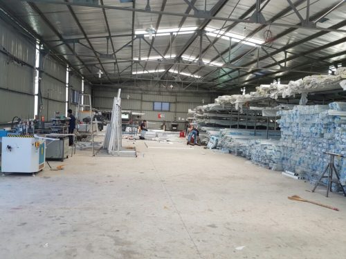 Hình ảnh công ty tuyển dụng thợ Inox, thợ cửa nhôm XIngfa