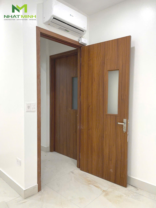Bảng mẫu cửa nhựa composite ô kính hiện đại