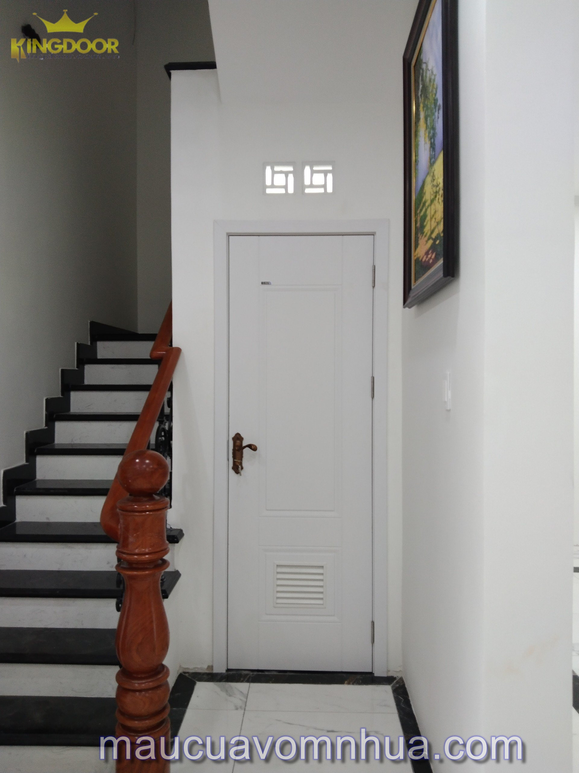 Cửa nhựa ABS Hàn Quốc có lá xách
