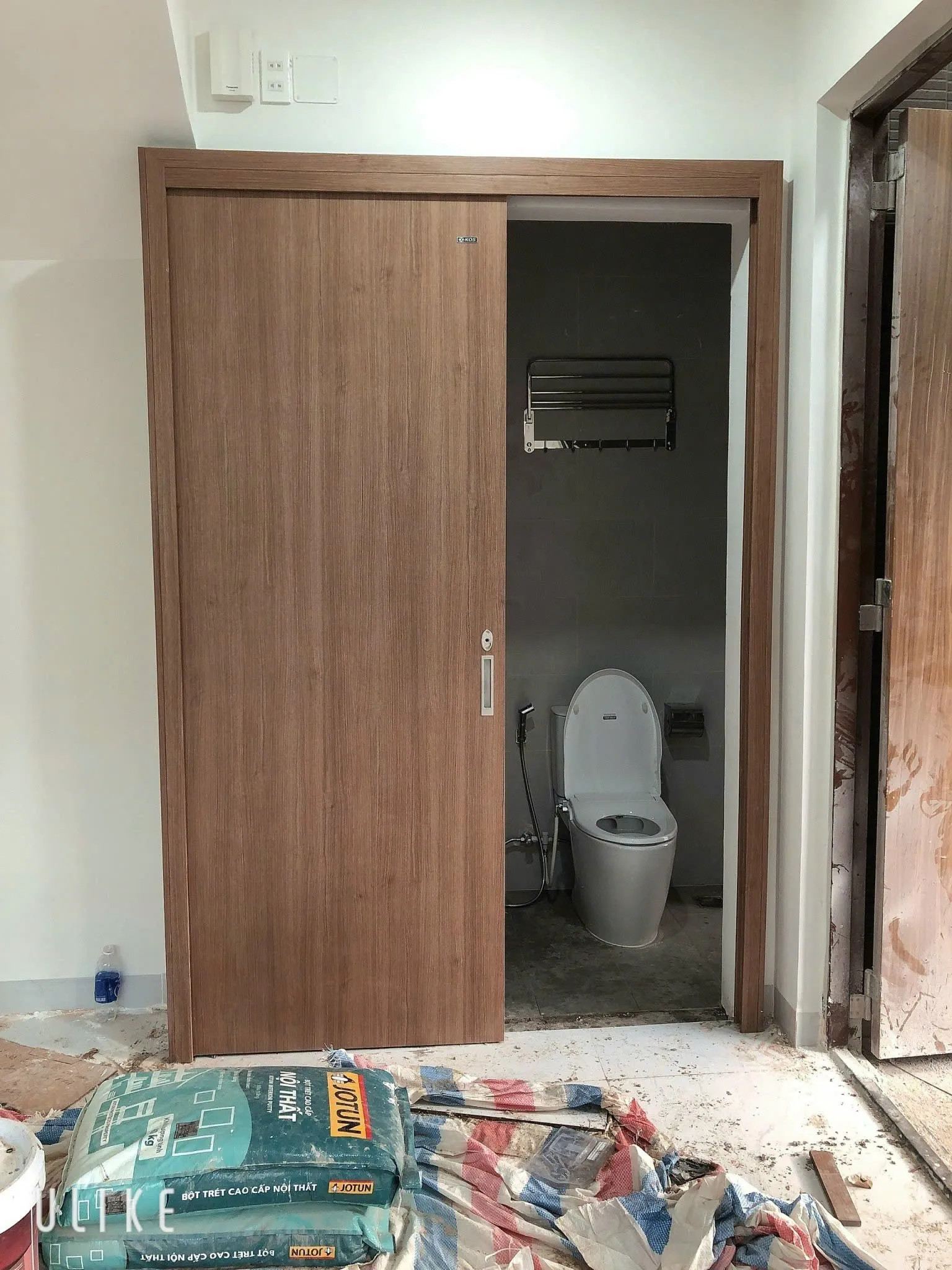 Cửa nhựa ABS Hàn Quốc cửa lùa