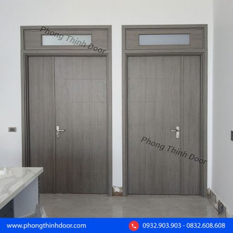 Cửa nhựa composite 2 cánh hiện đại với ô thoáng