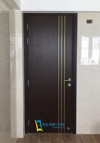 Cửa nhựa composite phủ vân gỗ