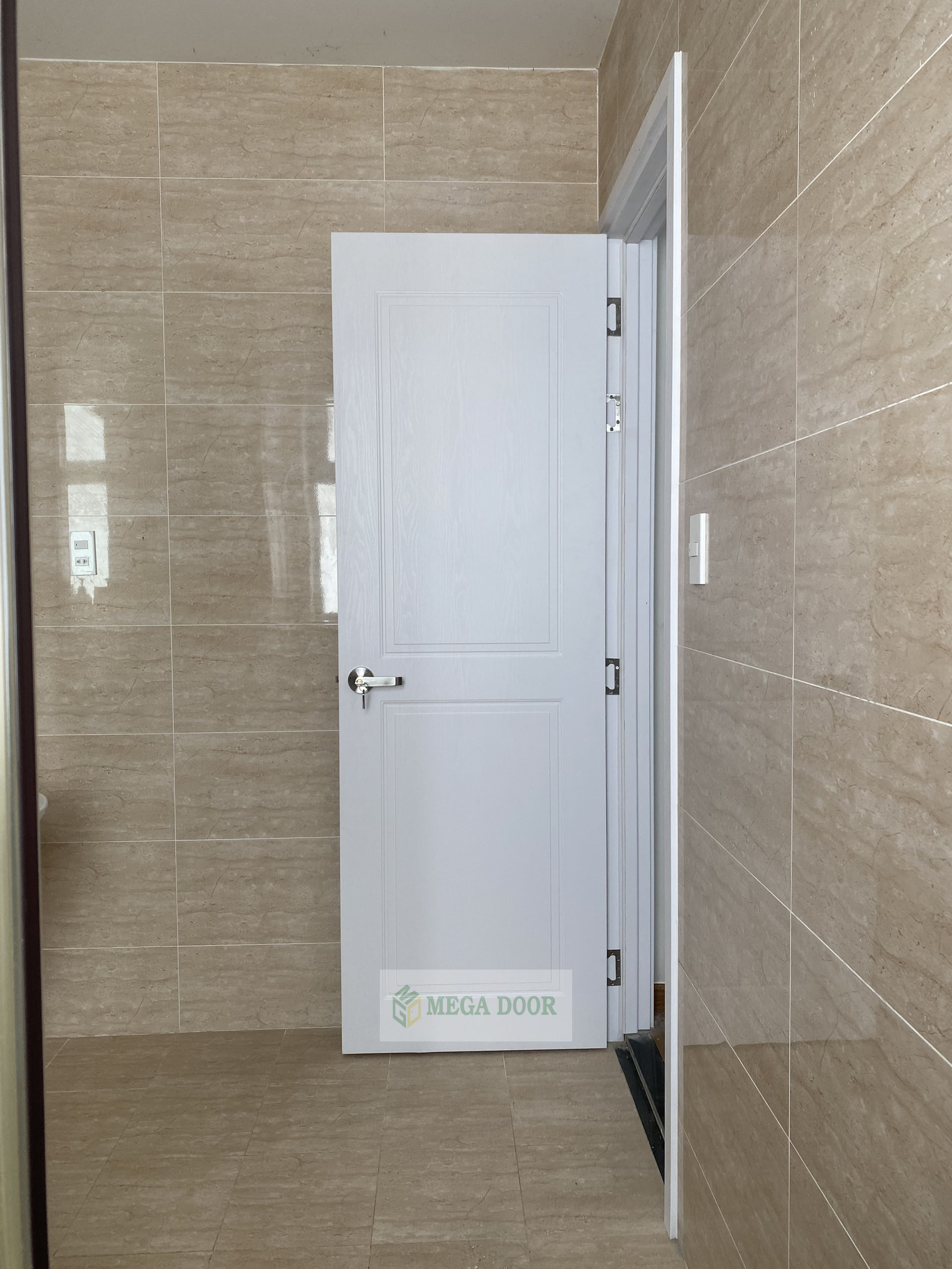 Cửa nhựa composite sơn PU hiện đại