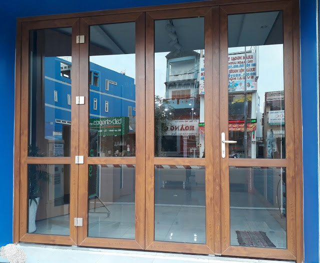 cửa nhựa lõi thép 4 cánh thiết kế hiện đại