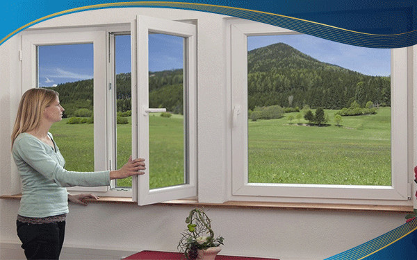Cửa sổ nhựa lõi thép uPVC Đà Nẵng màu trắng 2 cánh mở quay trong cho công trình bị hạn chế không gian ở phía ngoài