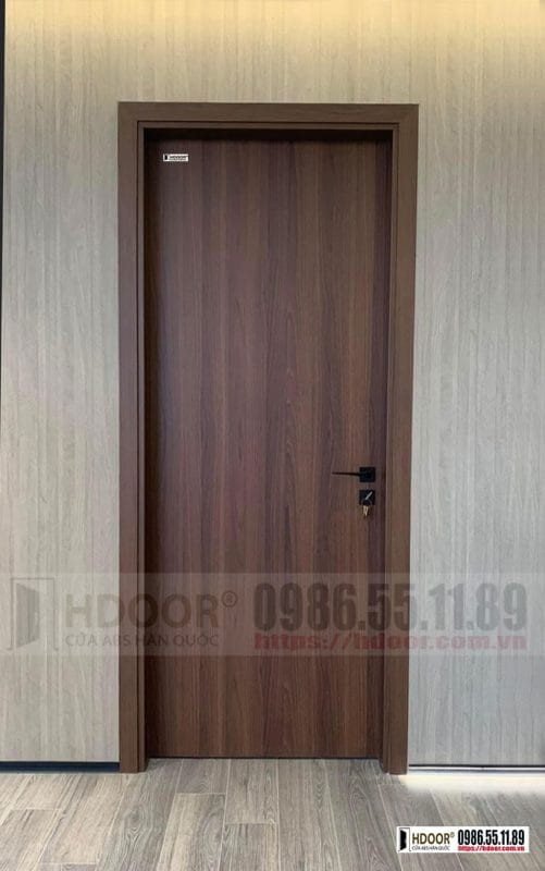 Cửa thép vân gỗ mang vẻ đẹp tự nhiên tại Thái Bình