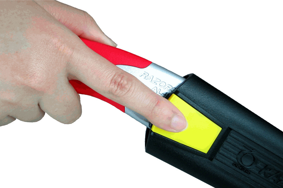 Hình ảnh chi tiết các bộ phận của cưa cắt nhựa cầm tay Nhật Bản