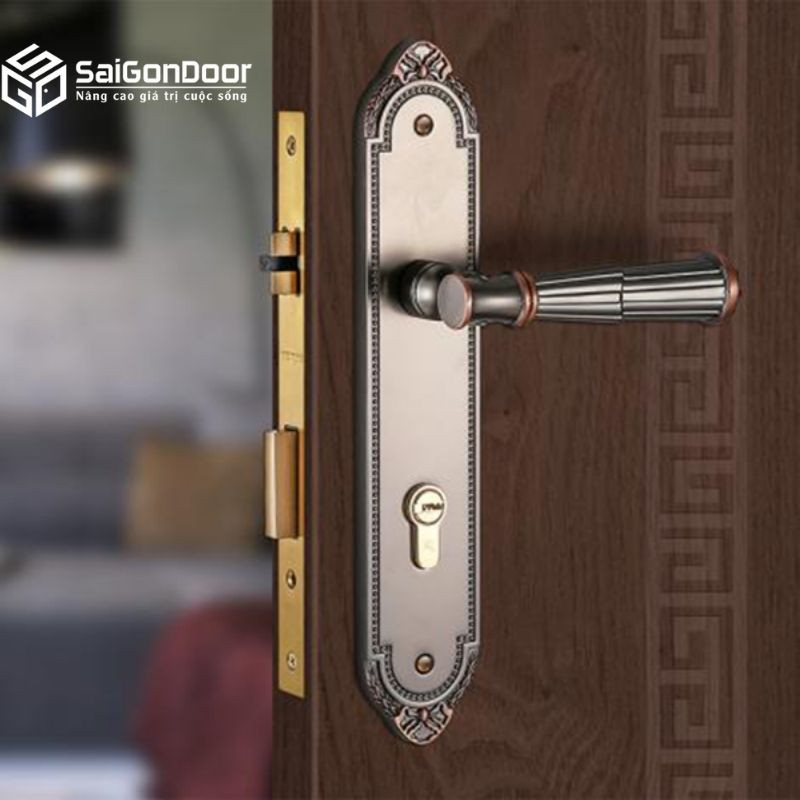 Khoá cửa nhựa composite làm từ gỗ mang vẻ đẹp tự nhiên