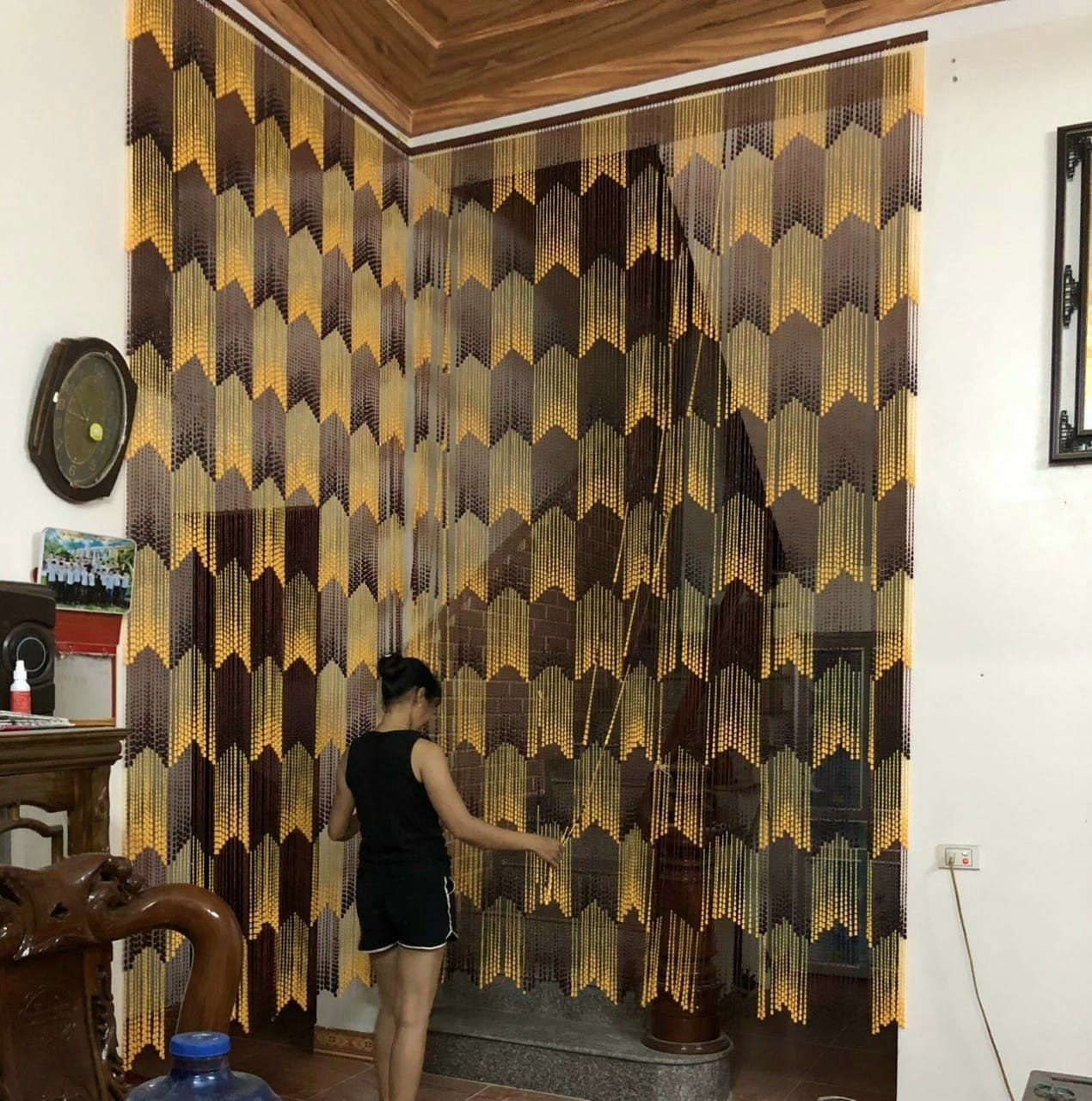 Mành hạt nhựa cao cấp mang lại vẻ đẹp thanh lịch cho phòng khách