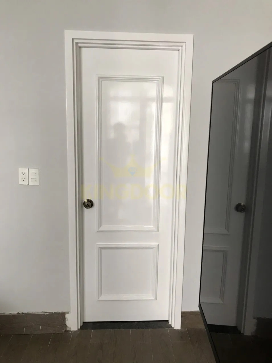 Mẫu cửa nhựa composite hai cánh với thiết kế sang trọng bền đẹp tại Vũng Tàu