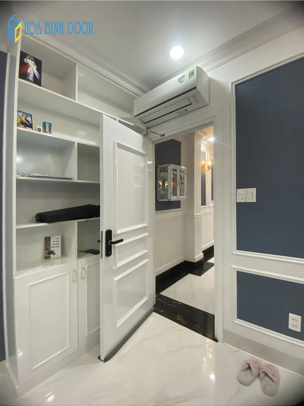 Mẫu cửa nhựa composite tân cổ điển 3A