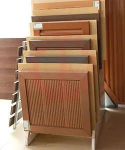 Pano cửa composite với thiết kế hiện đại