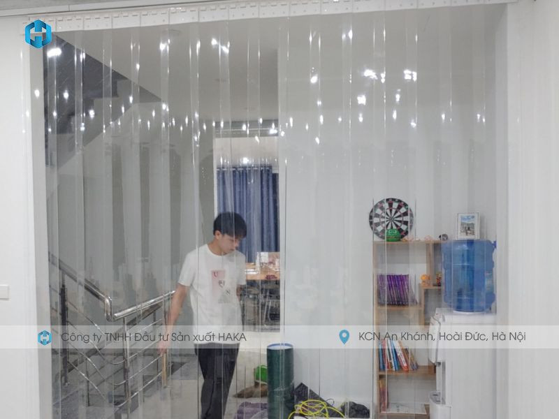 Tấm cửa nhựa kéo ngăn phòng tiện lợi cho không gian nhỏ