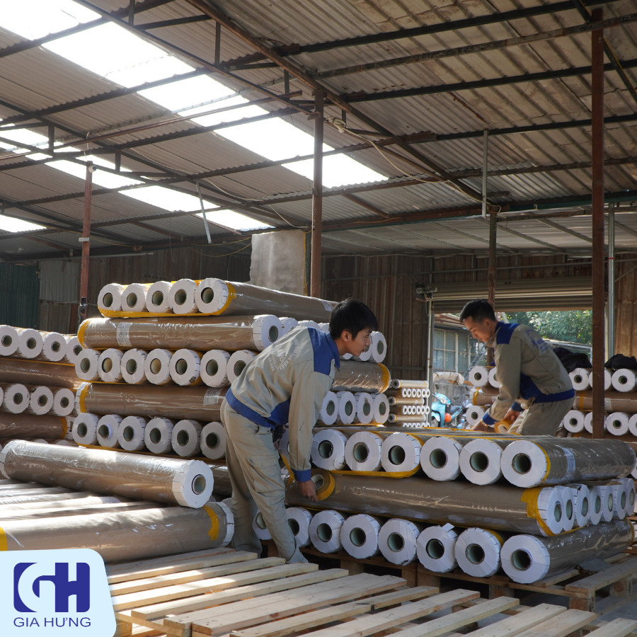 Tấm màng nhựa PVC cao cấp được sử dụng làm rèm ngăn nước nhà tắm