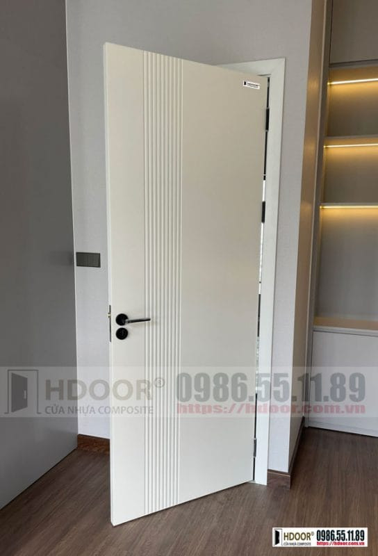 Thiết kế cửa nhựa composite được ưa chuộng với phong cách độc đáo tại Hạ Long, Quảng Ninh