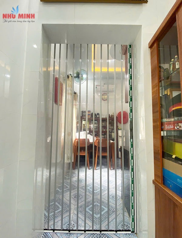 Tổng quan cửa xếp nhựa trong suốt