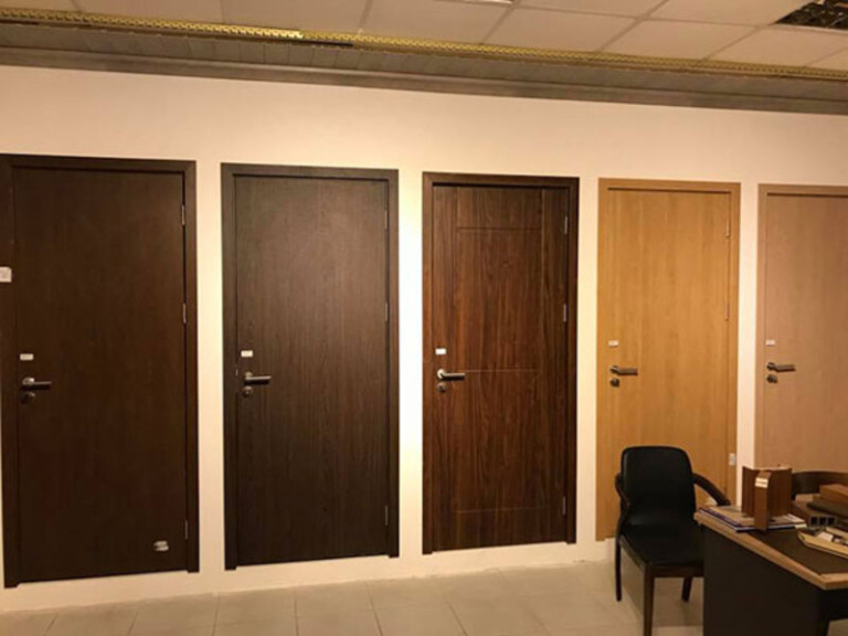 Tổng thể không gian kiến trúc có sử dụng cửa nhựa composite Vũng Tàu, mang lại vẻ đẹp đồng bộ