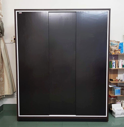 Tủ quần áo nhựa giả gỗ cánh lùa cao cấp màu đen