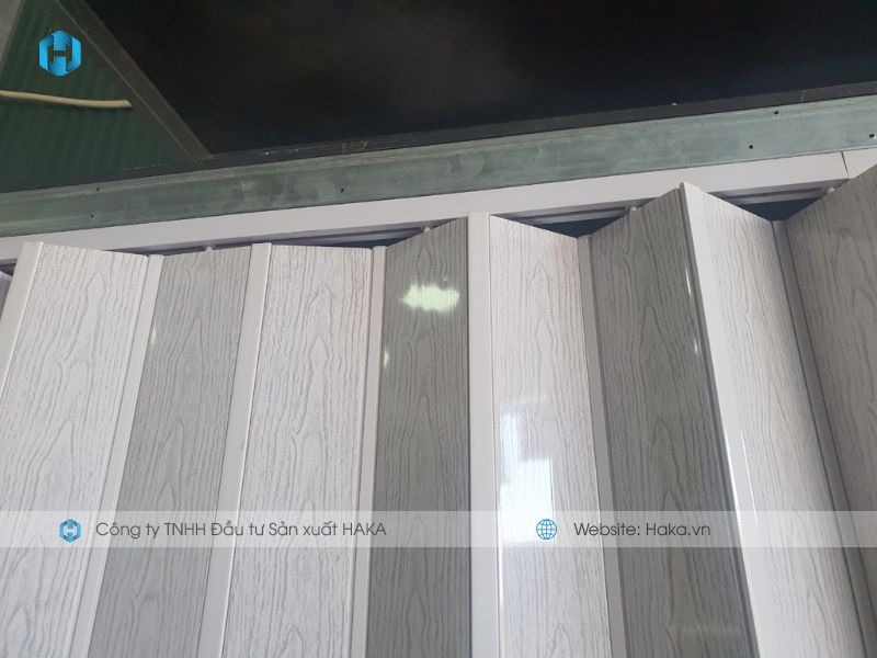 ưu điểm vách xếp nhựa di động