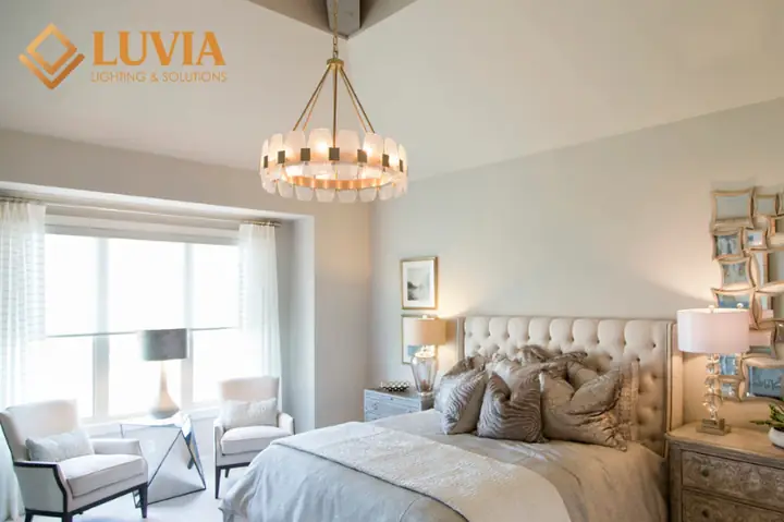 Hướng Dẫn Chọn Đèn Chùm Phòng Ngủ Đẹp và Phù Hợp Không Gian