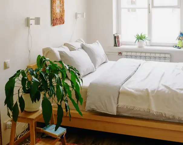 Cách Chọn Đèn Trang Trí Phòng Ngủ Đẹp Và Phù Hợp Nhất Cách Chọn Đèn Trang Trí Phòng Ngủ Đẹp Và Phù Hợp Nhất