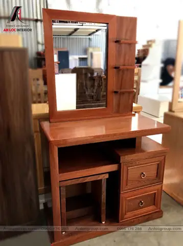 Bàn Gỗ Hiện Đại Cho Phòng Ngủ: Hướng Dẫn Chọn Và Bố Trí Bàn Gỗ Hiện Đại Cho Phòng Ngủ: Hướng Dẫn Chọn Và Bố Trí