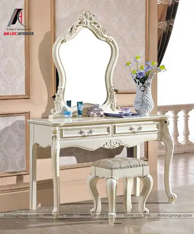 Bàn Gỗ Hiện Đại Cho Phòng Ngủ: Hướng Dẫn Chọn Và Bố Trí Bàn Gỗ Hiện Đại Cho Phòng Ngủ: Hướng Dẫn Chọn Và Bố Trí