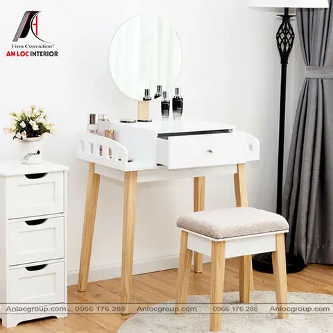 Bàn Gỗ Hiện Đại Cho Phòng Ngủ: Hướng Dẫn Chọn Và Bố Trí Bàn Gỗ Hiện Đại Cho Phòng Ngủ: Hướng Dẫn Chọn Và Bố Trí