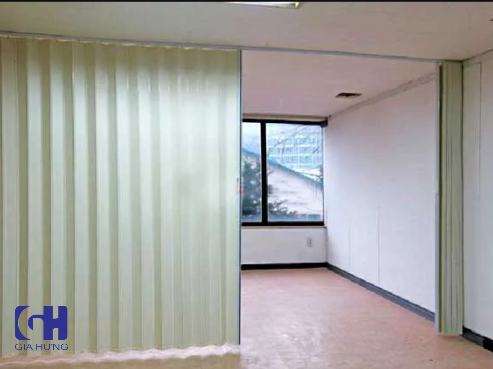 Báo giá cửa xếp nhựa ngăn phòng vân gỗ, mang lại vẻ đẹp ấm cúng và sang trọng