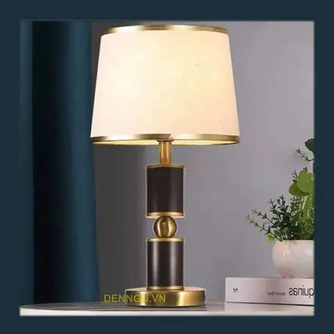 Nên Chọn Loại Đèn Bàn Phòng Ngủ Nào Phù Hợp Không Gian Hiện Đại?