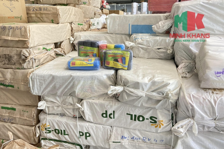 Các loại túi đựng rác phổ biến trong cửa hàng bao bì nhựa
