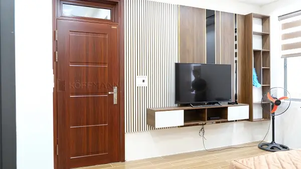 Cách Chọn Gỗ Làm Cửa Phòng Ngủ Bền Đẹp, Phù Hợp Không Gian