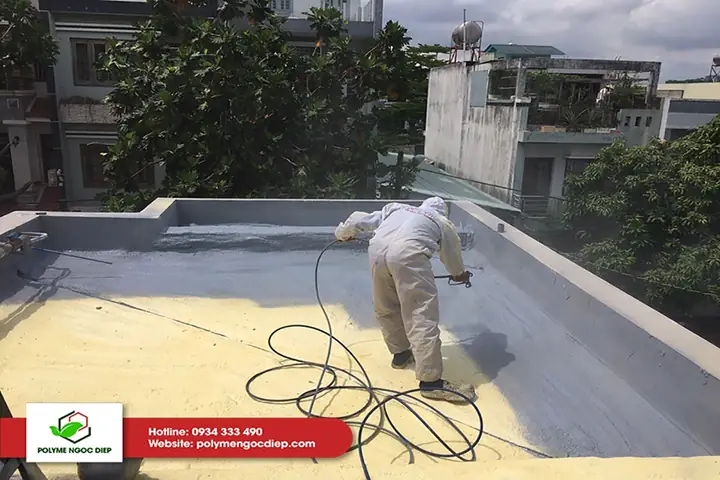 Thi công chống nóng cho mái nhà và tường nhà bằng công nghệ phun PU Foam Thi công chống nóng cho mái nhà và tường nhà bằng công nghệ phun PU Foam