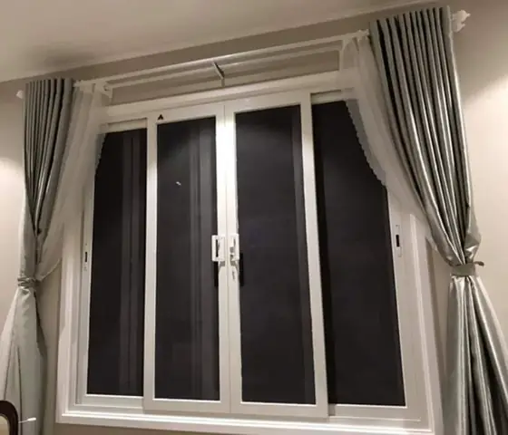 1. Top 15 mẫu cửa phòng ngủ nhôm Việt Pháp bền đẹp, sang trọng và đẳng cấp nhất