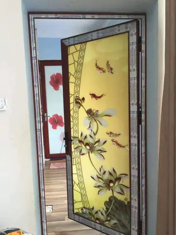 1. Top 15 mẫu cửa phòng ngủ nhôm Việt Pháp bền đẹp, sang trọng và đẳng cấp nhất
