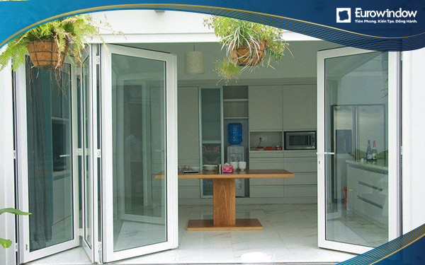 Cửa nhựa 4 cánh xếp trượt màu trắng