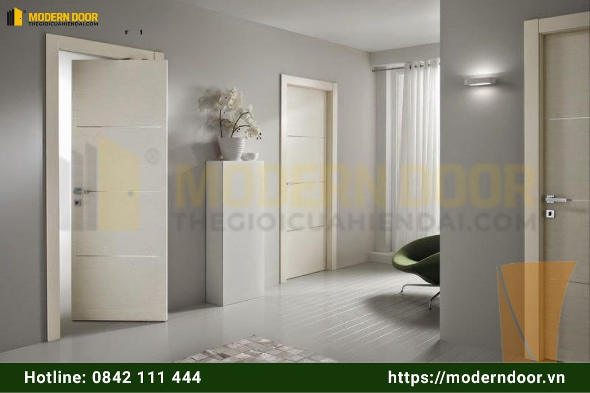Cửa nhựa giả gỗ HUGE cao cấp với thiết kế màu trắng sang trọng
