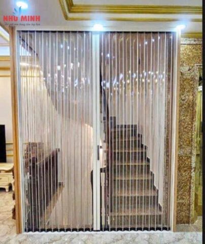 Cửa nhựa xếp Đà Nẵng trong suốt lắp đặt tinh tế trong không gian hiện đại