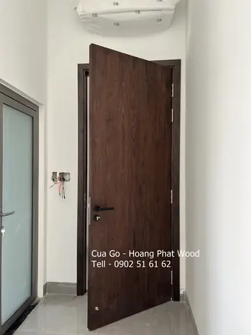 Tất Cả Về Cửa Phòng Ngủ Gỗ Óc Chó: Từ Chất Liệu Đến Bảo Dưỡng Tất Cả Về Cửa Phòng Ngủ Gỗ Óc Chó: Từ Chất Liệu Đến Bảo Dưỡng