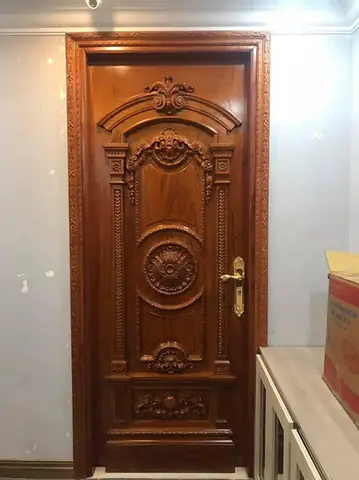 Cửa Phòng Ngủ Tràm Bông Vàng: Ưu Điểm, Nhược Điểm và Cách Lựa Chọn
