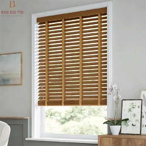 Tất Tần Tật Về Cửa Sổ Gỗ Phòng Ngủ: Mẫu Đẹp, Ưu Điểm & Lưu Ý