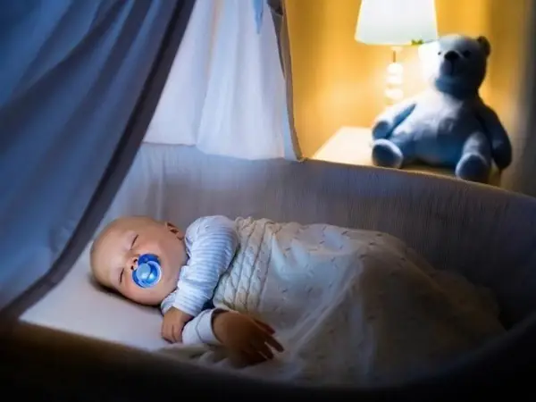 Chọn Đèn Phòng Ngủ Cho Bé: An Toàn, Thẩm Mỹ và Phát Triển Toàn Diện