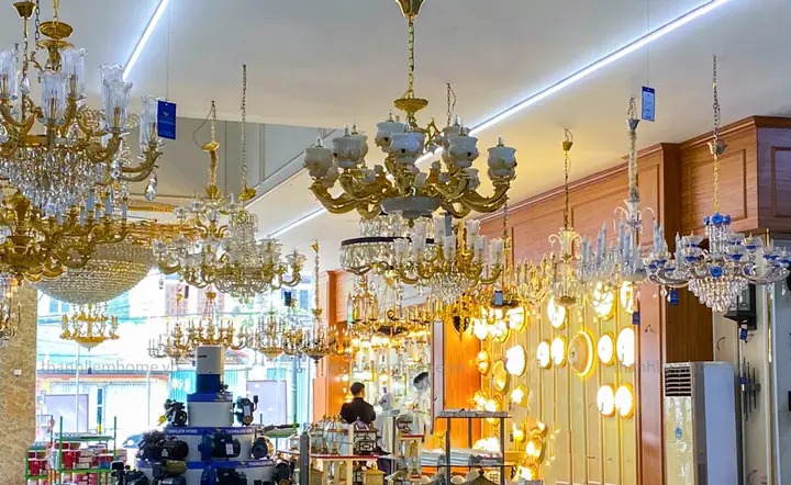 Gợi Ý Chọn Đèn Chùm Đẹp Phòng Ngủ Ninh Bình Sang Trọng