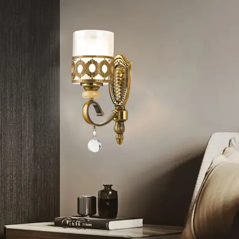 Đèn Phòng Ngủ Cổ Điển: Tuyển Chọn & Bí Quyết Thắp Sáng Không Gian Đèn Phòng Ngủ Cổ Điển: Tuyển Chọn & Bí Quyết Thắp Sáng Không Gian