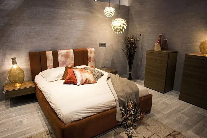 Đèn Treo Phòng Ngủ Đẹp: Hướng Dẫn Chọn Và Trang Trí Tối Ưu Đèn Treo Phòng Ngủ Đẹp: Hướng Dẫn Chọn Và Trang Trí Tối Ưu
