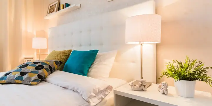 Đèn Treo Phòng Ngủ Đẹp: Hướng Dẫn Chọn Và Trang Trí Tối Ưu Đèn Treo Phòng Ngủ Đẹp: Hướng Dẫn Chọn Và Trang Trí Tối Ưu
