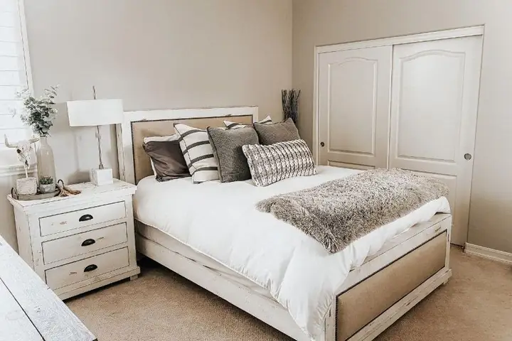 30+ guest bedroom decor ideas to create a cozy and welcoming space