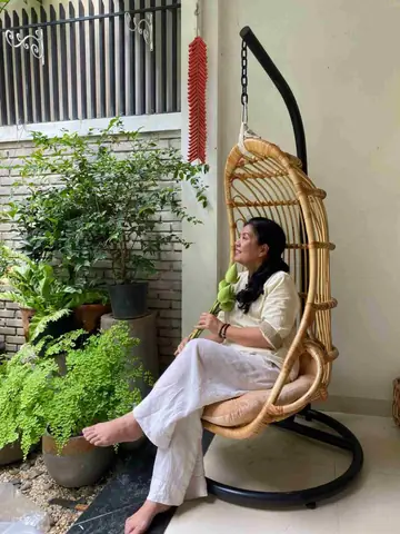 Giá Ghế Mây Treo Hình Trứng Phòng Ngủ: Hướng Dẫn Chọn Mua Chi Tiết