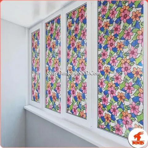 giấy dán kính phòng ngủ