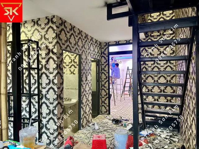 Giấy Dán Tường Phòng Ngủ Tân Cổ Điển: Chọn và Trang Trí